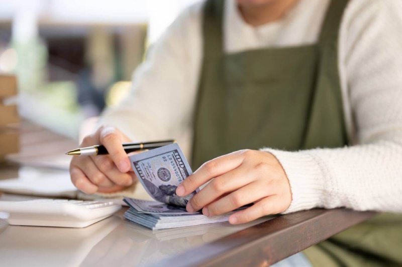 J.R. Helms & Associates, P.C.’s Take: How Much Cash Should A Business Have On Hand?